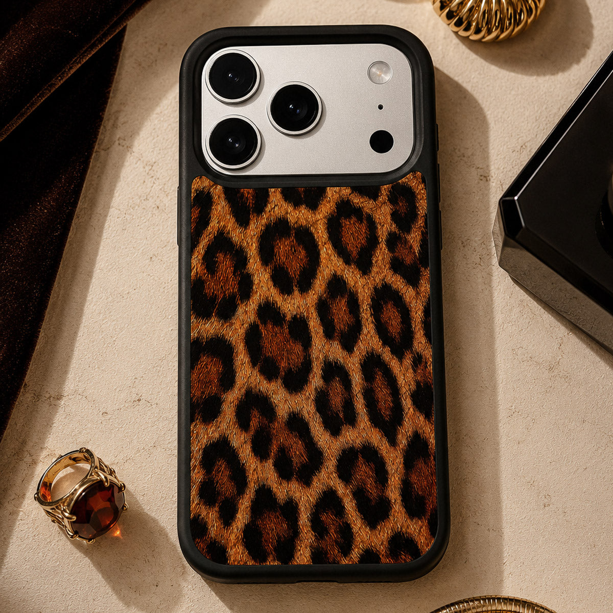 Animal Print Designer iPhone 18 Pro Case – Classic Leopard | MagSafe — view 2